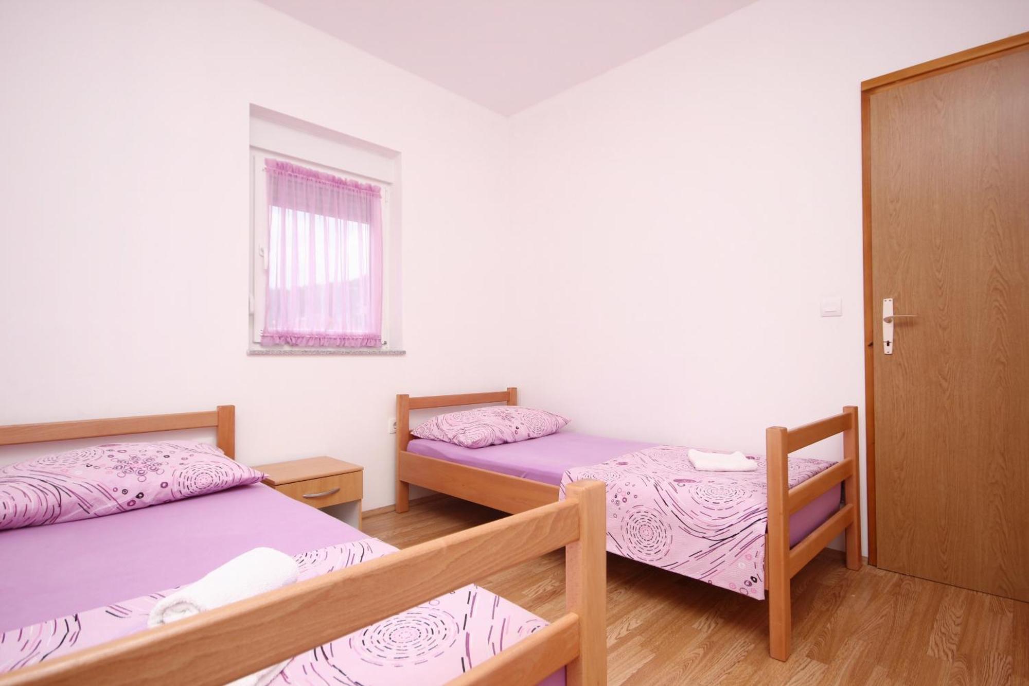 Apartments With A Parking Space Poljica, Trogir - 10010 Marina Room photo
